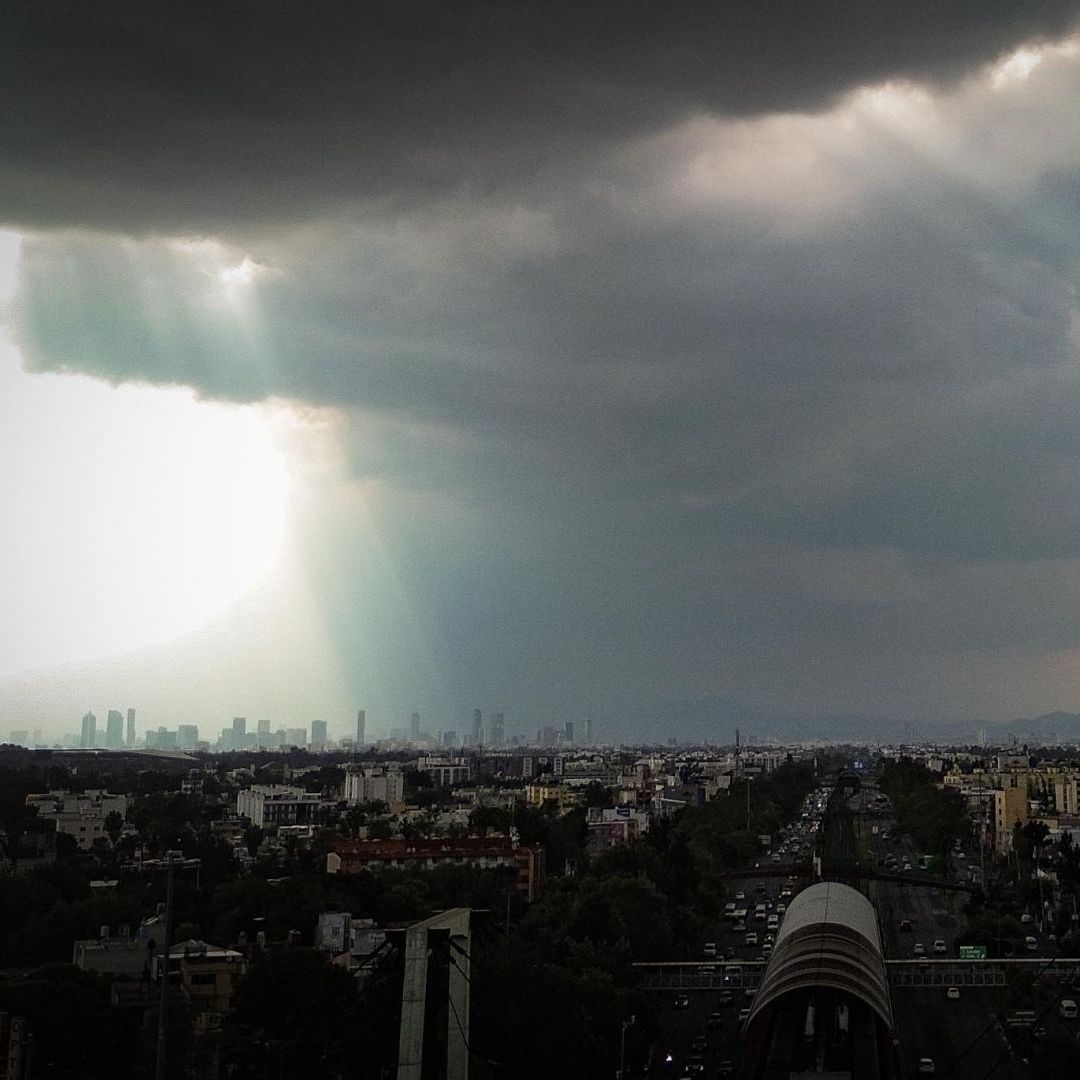 Tormenta negra en CDMX. Foto: Cuartoscuro